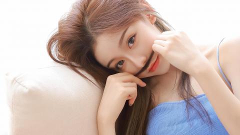 在新疆库尔勒点亮书法“烛光”